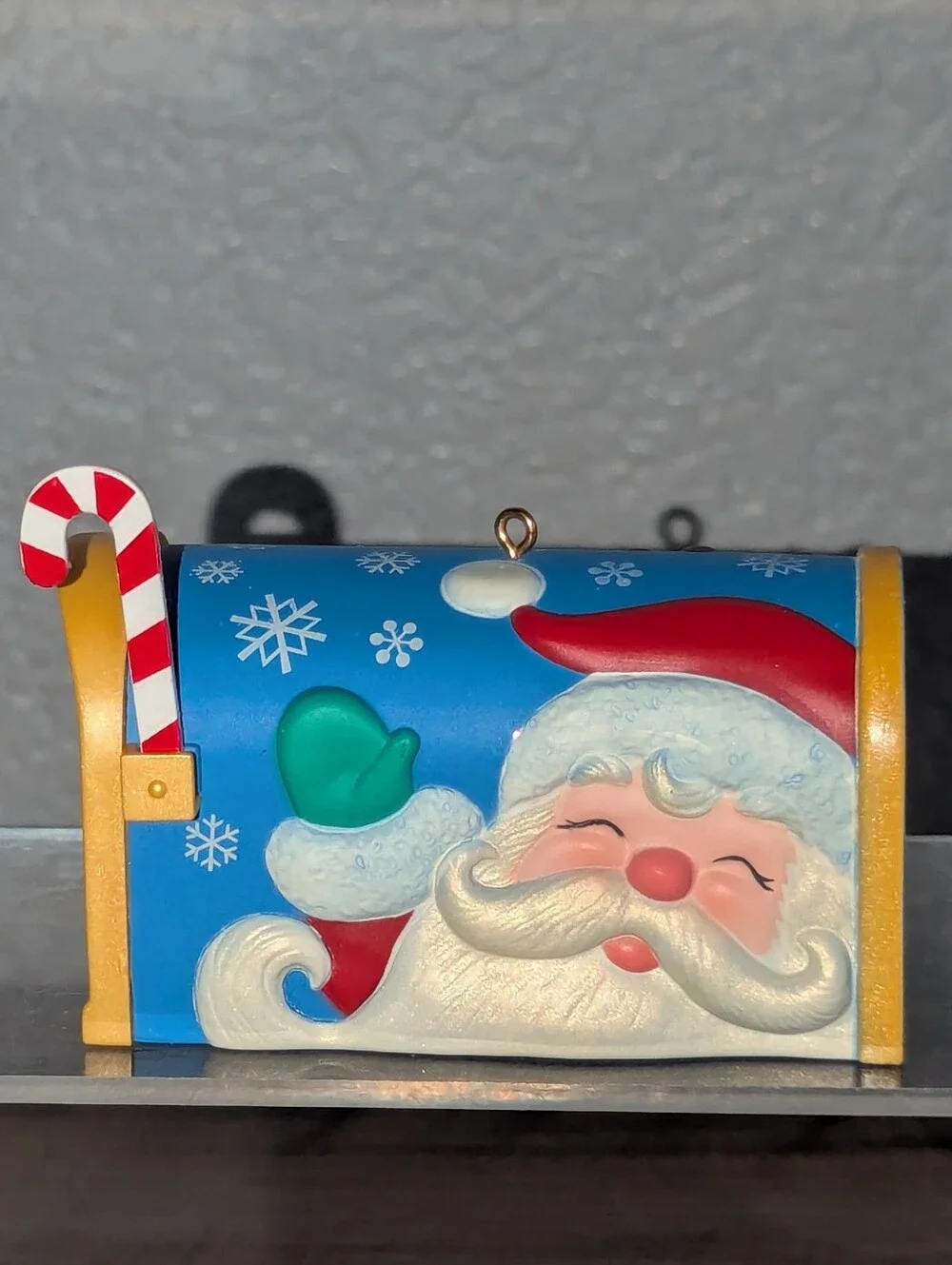 2011 Hallmark Keepsake Interactive Letters to Santa Mailbox Ornament